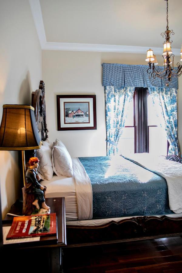 Puddicombe House Hotel New Hamburg Екстериор снимка